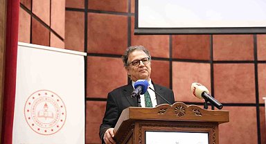 Doç. Dr. Mustafa Otrar: "Çocuklarımız hayatın her alanında gördükleriyle yetişirler"