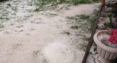 Düzce'nin yüksek kesimlerinde dolu etkili oldu