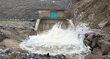 Eber Gölüne bir can suyu daha akmaya başladı