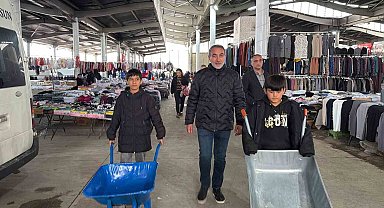 El arabasından eğlence merkezine: Çocuklara bayram hediyesi