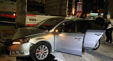 Elazığ'da pikap ile otomobil çarpıştı: 5 yaralı