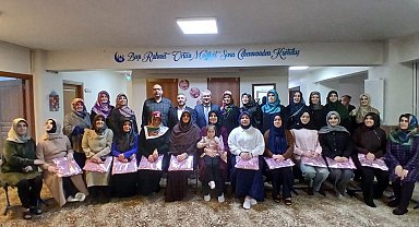 Engelleri aşarak Kuran-ı Kerim'i öğrendiler