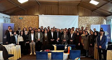 Erzurum Diplomasi Araştırmaları Merkezi'nden gençlere küresel farkındalık ve stratejik hazırlık