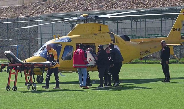 Erzurum'da kalp krizi şüphesi: Hasta helikopterle sevk edildi