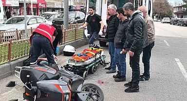Erzurum'da otomobille çarpışan motosikletin sürücüsü yaralandı
