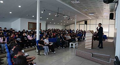 Esenyurt Belediyesi'nden gençlere sınav desteği