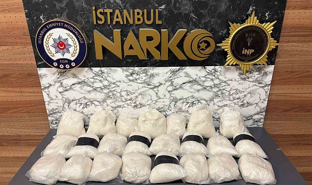 Esenyurt'ta kargo ile gönderilen buzdolabına gizlenmiş 28 kilo uyuşturucu ele geçirildi