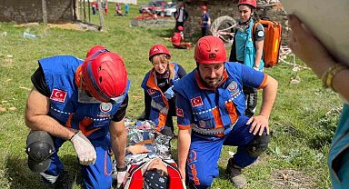 Eskişehir'de 45 personelin katılımıyla UMKE tatbikatı gerçekleştirildi