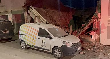 Eskişehir'de metruk iş yeri yıkıldı, şans eseri yaralanan olmadı