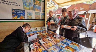 Filistinli akranları için hayal dünyalarını satırlara döktüler