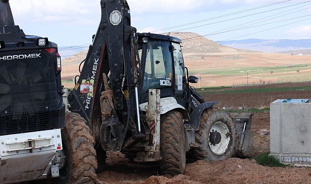 Gergeme Mahallesi'nde yol yapım çalışmaları sürüyor