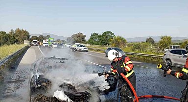 Germencik'te araç küle döndü