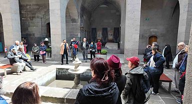 Gevher Nesibe Tıp Tarihi Müzesi'ne hayran kaldılar