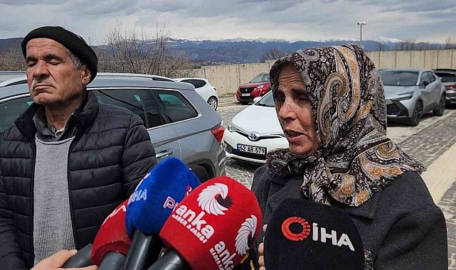 Gülistan Doku'nun ailesinden adliye önünde açıklama: "6 yıldır biz biliyoruz. Ne gündüzümüz gündüz, ne gecemiz gece"