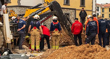 Hayatını kaybeden işçinin cansız bedeni göçük altından çıkarıldı