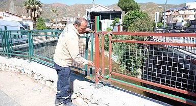 İçmeler'de korkuluklar yenileniyor