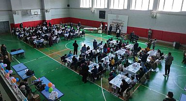 İpekyolu'nda akıl dolu rekabet: 180 öğrenci zekâ oyunlarında ter döktü