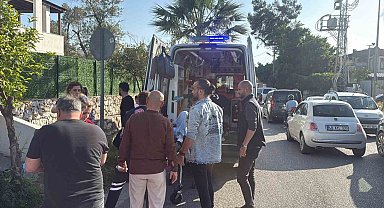 İşten dönen kadına bahçede bıçaklı saldırı