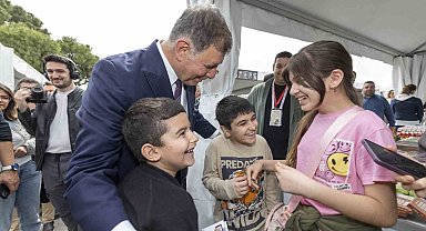 İZKİTAP-7. İzmir Kitap Fuarı kapılarını açtı