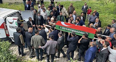 Kahramanmaraş'taki saldırıda hayatını kaybeden öğrenci Osmaniye'de toprağa verildi