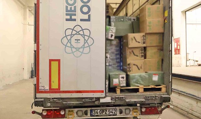 Kapıkule'de milyonluk kaçak eşya operasyonu: 10 bin 400 adet elektronik sigara yakalandı