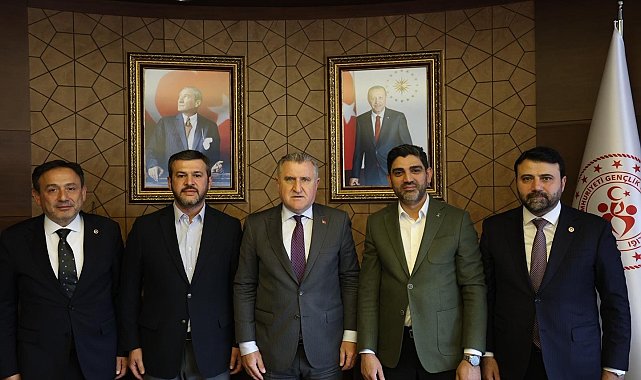 Karabük heyeti Gençlik ve Spor Bakanı Bak ile görüştü