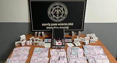 Karabük'te asayiş uygulamalarında 53 aranan kişi yakalandı