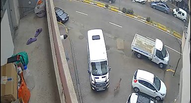 Karaca Giresun'un Görele ilçesinde şehir merkezine indi: iki araca çarptı, gözden kayboldu