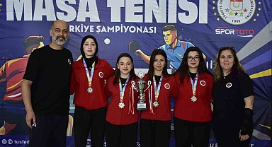 Kastamonu Üniversitesi Ünilig Masa Tenisi Şampiyonası'nda Türkiye ikincisi oldu