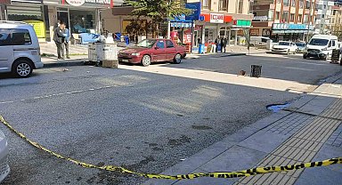 Kayınpeder ile damat arasındaki silahlı kavga kanlı bitti: 1'i ağır 2 yaralı