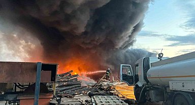 Kereste fabrikasındaki yangın kontrol altına alındı