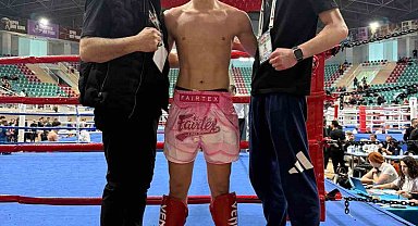 Kickboks Türkiye Şampiyonası'nda Afyonkarahisarlı sporculardan önemli başarı