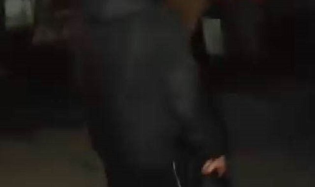 Küçükçekmece'de uzun namlulu silahla sokakta dolaşan 2 şahıs gözaltına alındı