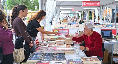 Kültürpark'ta büyük buluşma: İZKİTAP başlıyor