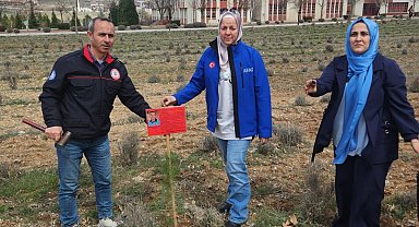 Kütahya'da şehit itfaiye eri anısına fidan dikildi