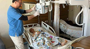 Kuzeninin öldüğünden habersiz iyileşeceği günü bekliyor