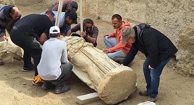 Laodikeia'da 2 metrelik Athena heykeli gün yüzüne çıkartıldı