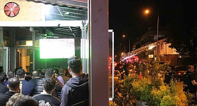 ⁠Mahalle yanarken onlar derbiyi izledi