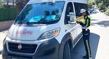 Manisa'da okul çevrelerine sıkı trafik denetimi: 9 sürücüye ceza