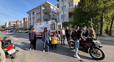 Menteşe'de araçlar birbirine girdi: 2 yaralı