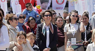 Menteşe'de uluslararası çocuk şenliği başladı