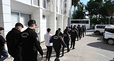 Mersin'de dolandırıcılık şebekesi çökertildi: 100 milyonluk para trafiği ortaya çıktı