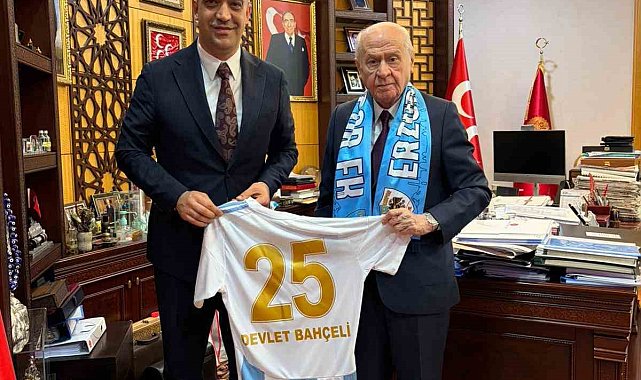 MHP'li Yurdagül'den lider Bahçeli'ye şampiyonluk ziyareti: Erzurumspor forması takdim edildi