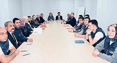 Milletvekili Ölmeztoprak'dan hem kurumlara, hem millete yakın temas