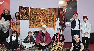 Minik yetenekler tiyatro hünerlerini sergiledi