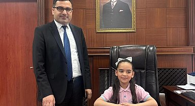 Miniklerden Kaymakam Köksal'a 23 Nisan Ziyareti