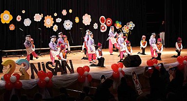 MTK Koleji 23 Nisan programını yoğun katılımla gerçekleştirdi