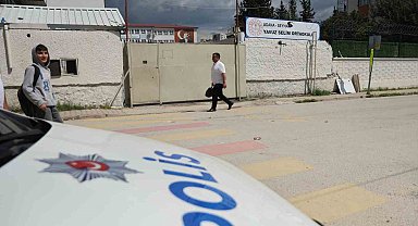 Okul çevresindeki silah sesleri paniğe neden oldu