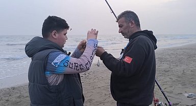 Oltalar, birincilik için denize atıldı