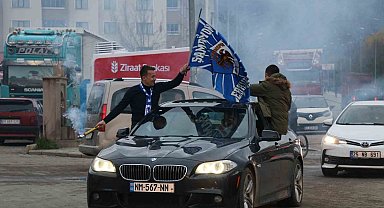 Oltu'da Erzurumspor'un şampiyonluk coşkusu